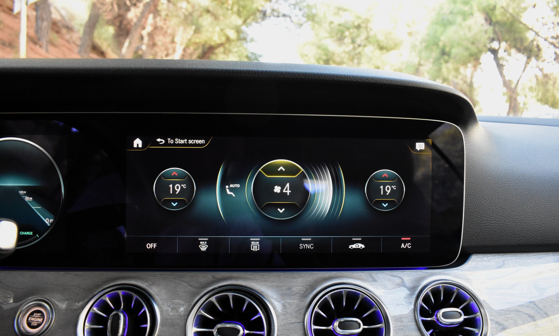 Mercedes-Benz E 200 2021 COUPE-4 MATIC (4X4)-PANORAMA — 28