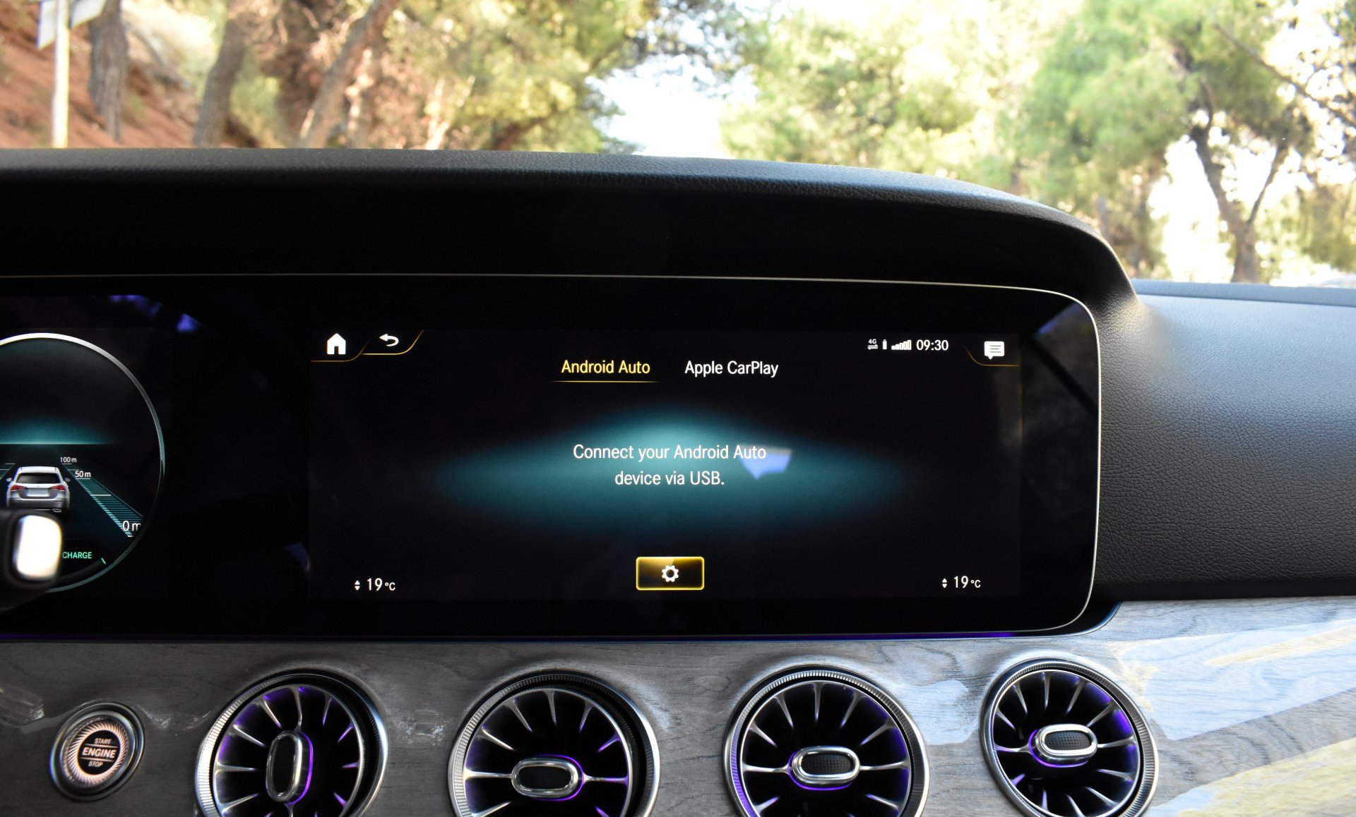 Mercedes-Benz E 200 2021 COUPE-4 MATIC (4X4)-PANORAMA — 20
