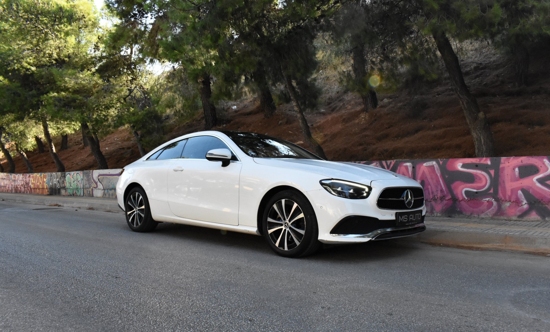 Mercedes-Benz E 200 2021 COUPE-4 MATIC (4X4)-PANORAMA — 7