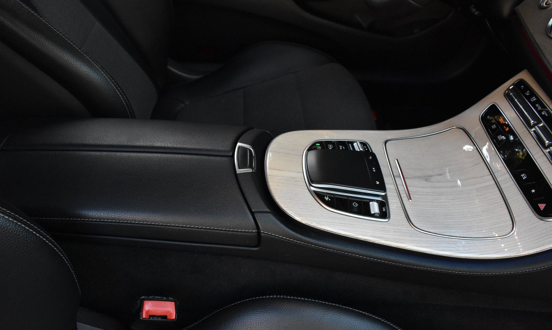 Mercedes-Benz E 200 2021 COUPE-4 MATIC (4X4)-PANORAMA — 17
