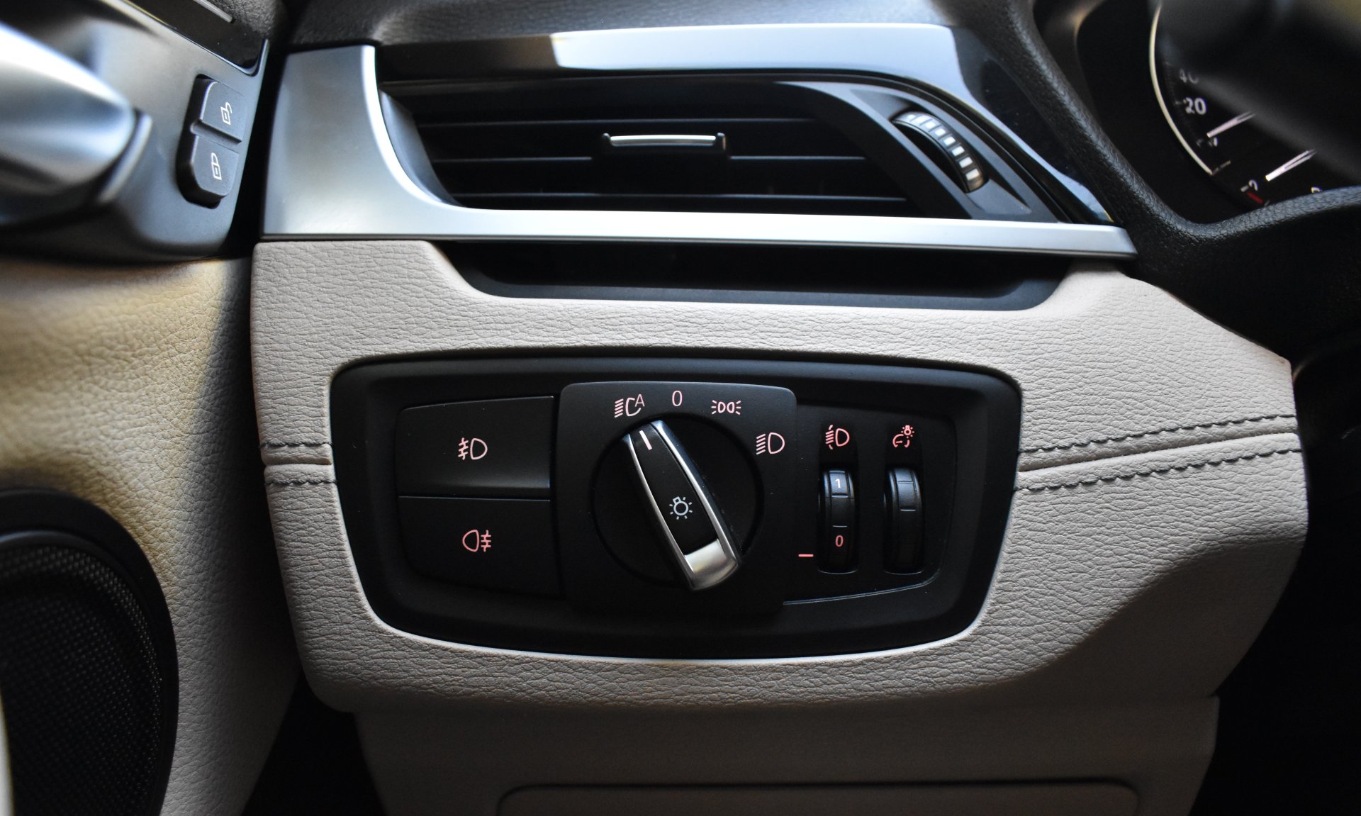 Bmw X1 2021 X-LINE-S DRIVE-18Ι-STEPTRONIC — 31