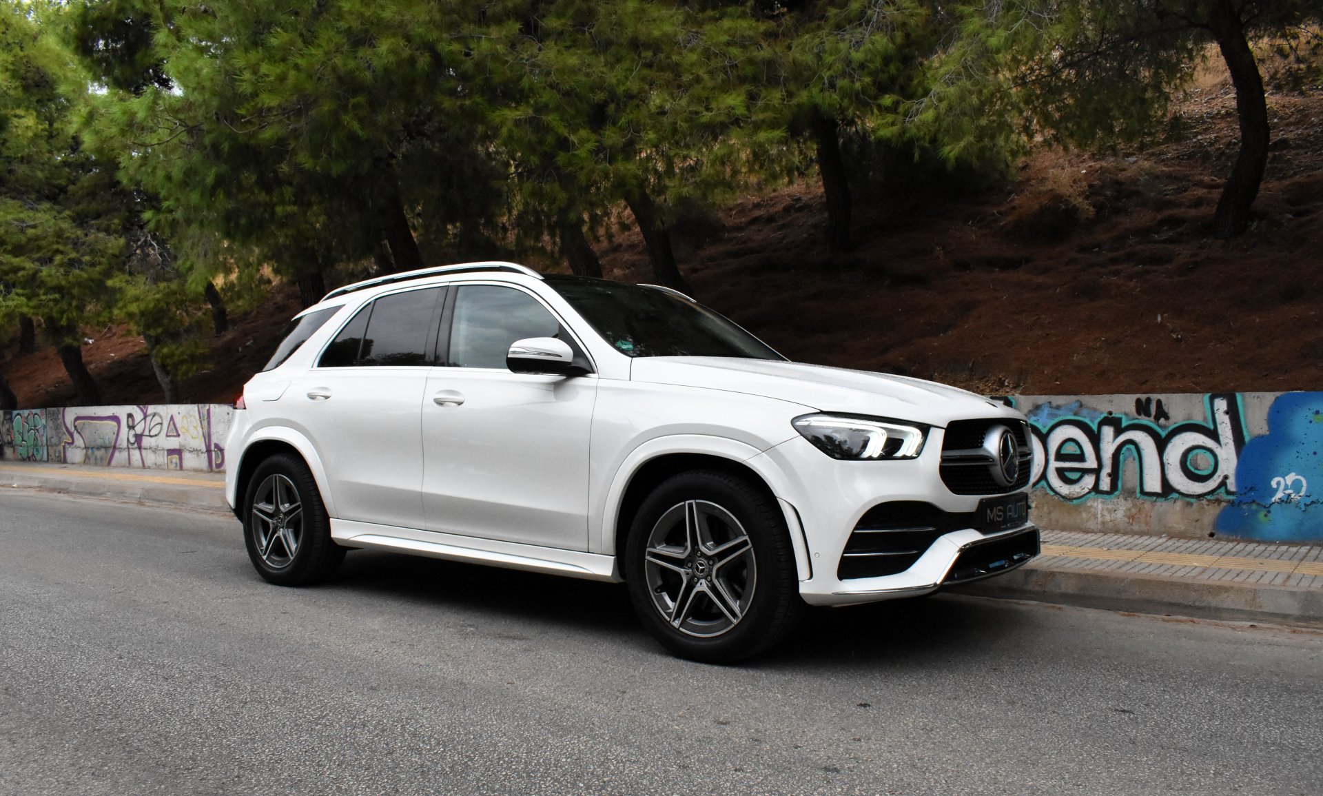 Mercedes-Benz GLE 350 2021 De-AMG PACKET-PANORAMA — 37