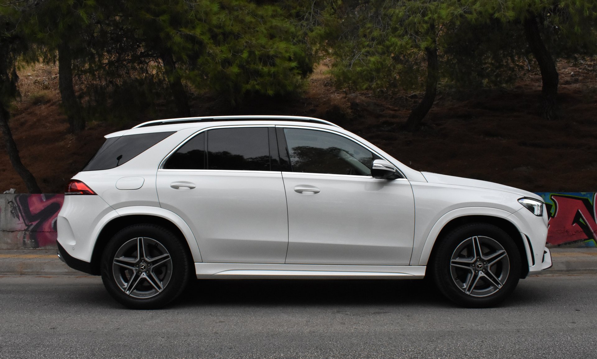 Mercedes-Benz GLE 350 2021 De-AMG PACKET-PANORAMA — 38