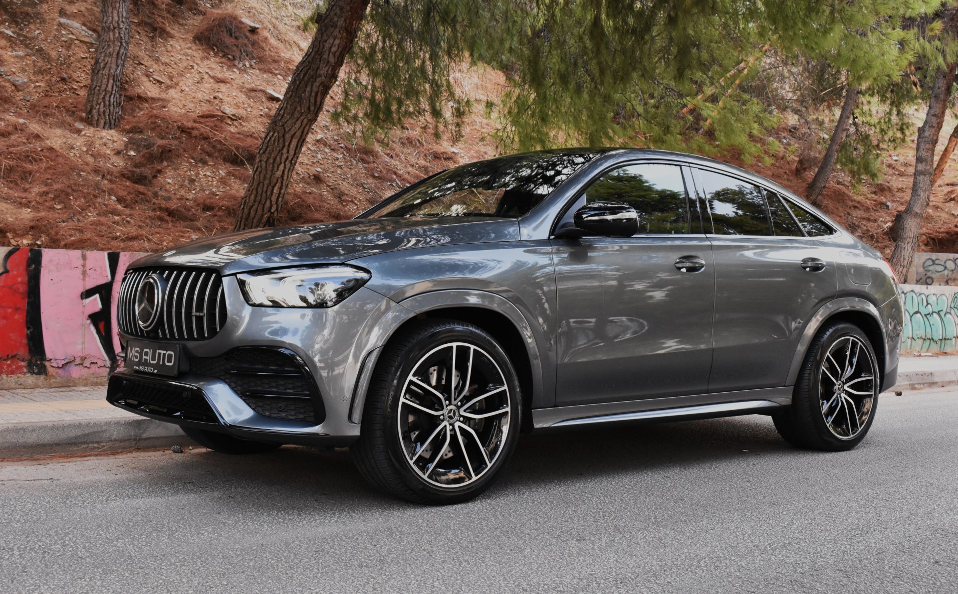 Mercedes-Benz GLE Coupe 2021 350 De-AMG PACKET-PANO-BURMESTER-AIR MATIC-PANAMERICANA