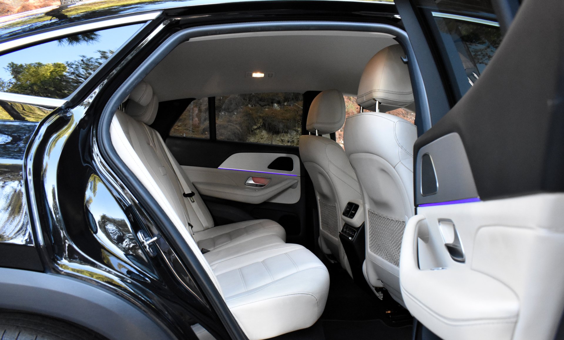Mercedes-Benz GLE Coupe 2022 350 De-MULTIBEAM LIGHTS — 22