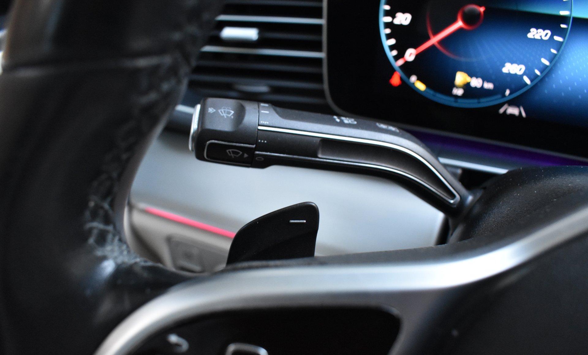 Mercedes-Benz GLE Coupe 2022 350 De-MULTIBEAM LIGHTS — 33