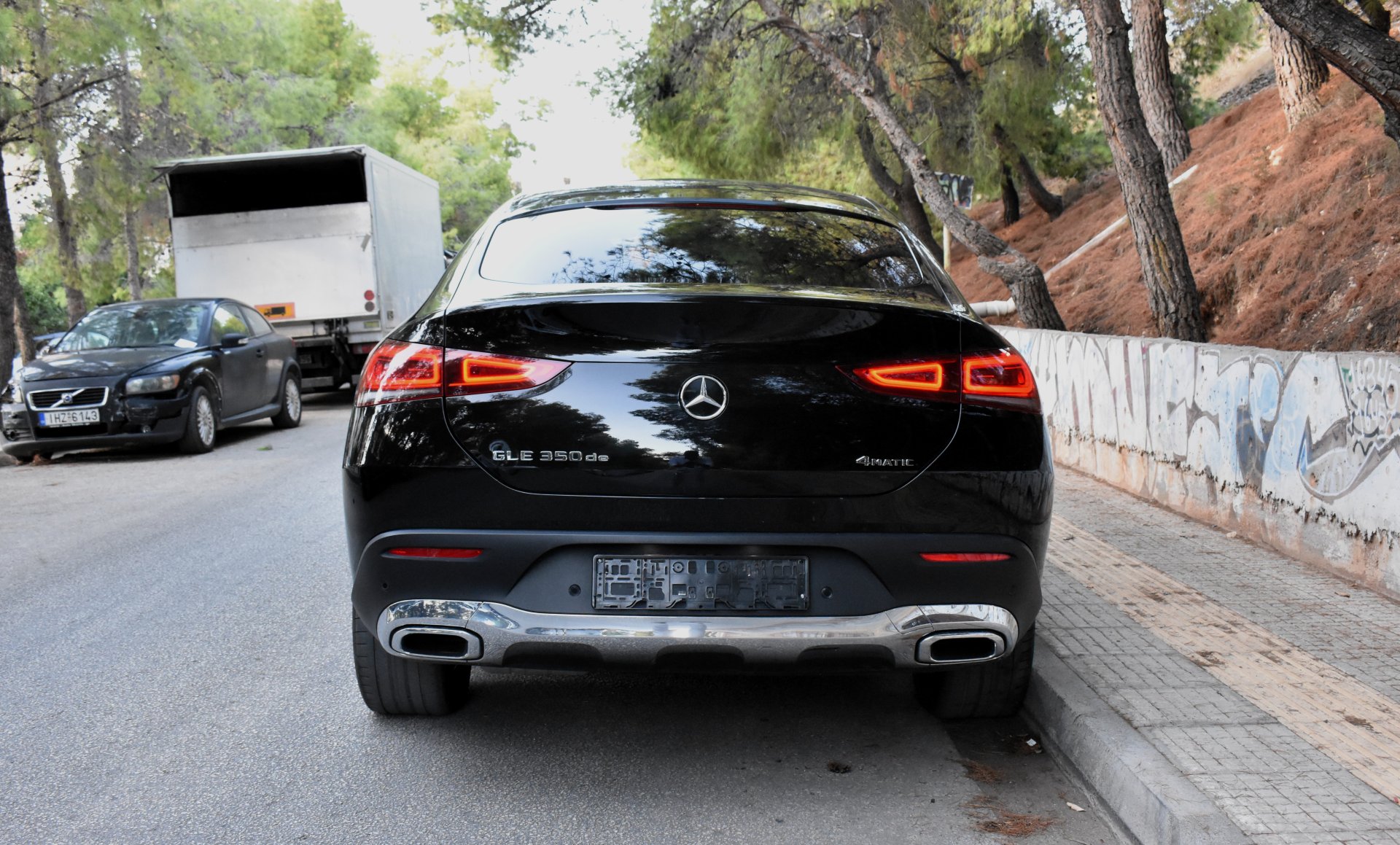 Mercedes-Benz GLE Coupe 2022 350 De-MULTIBEAM LIGHTS — 10