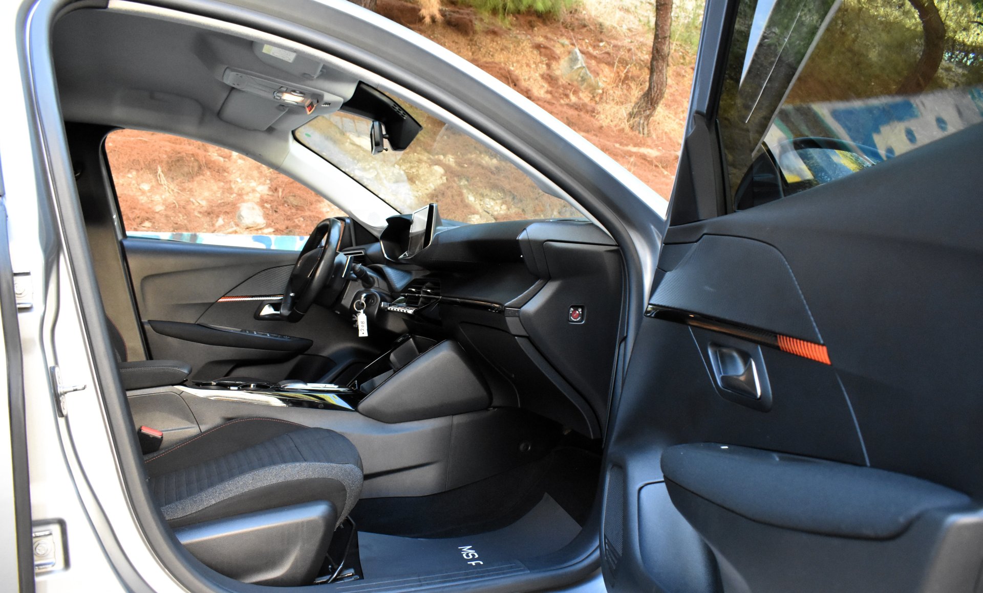 Peugeot 208 2022 ACTIVE PLUS-1.2 PURETECH 100-EAT8 — 15