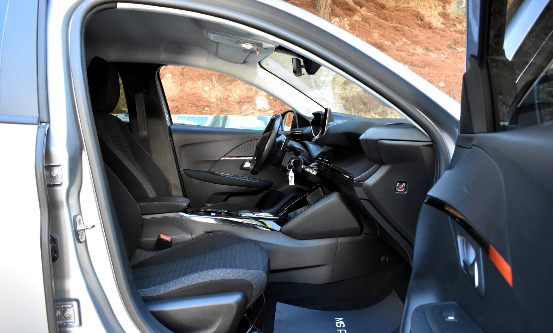 Peugeot 208 2022 ACTIVE PLUS-1.2 PURETECH 100-EAT8 — 16