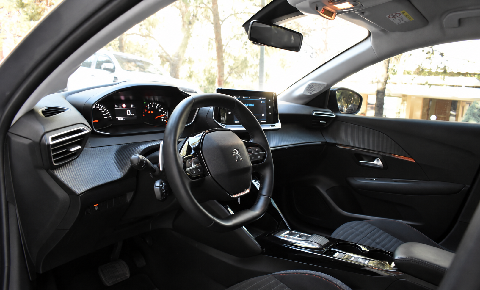 Peugeot 208 2022 ACTIVE PLUS-1.2 PURETECH 100-EAT8 — 18