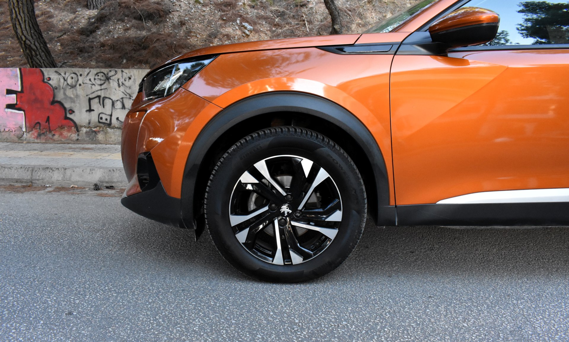 Peugeot 2008 2021 ALLURE PLUS-1.2 PURE TECH-130 S&S-EAT8 — 10