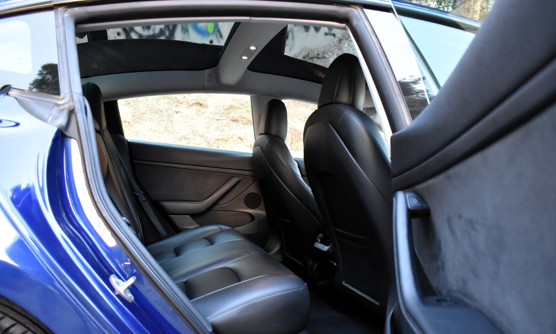 Tesla Model 3 2023 DUAL MOTOR-LONG RANGE- — 17