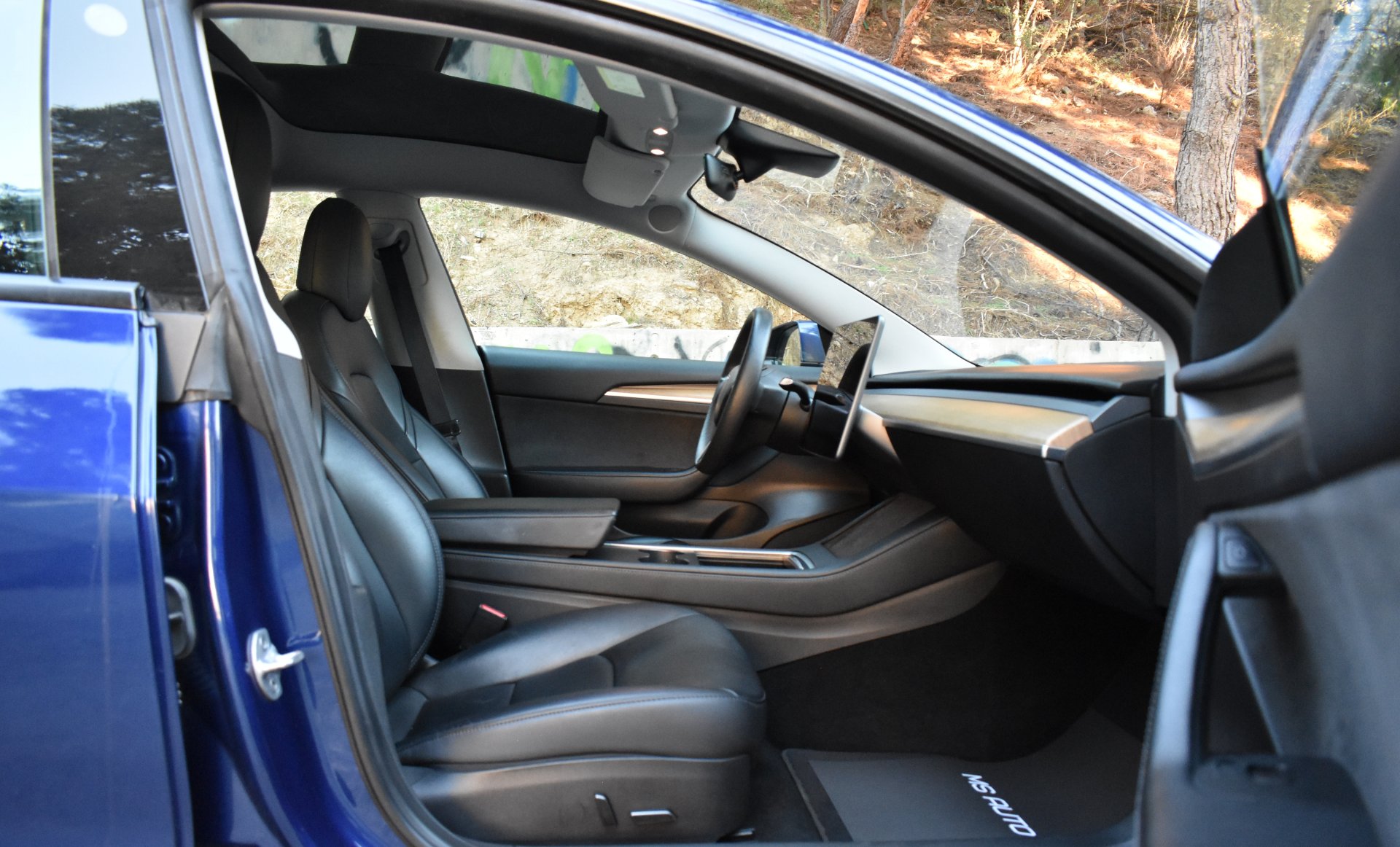 Tesla Model 3 2023 DUAL MOTOR-LONG RANGE- — 16