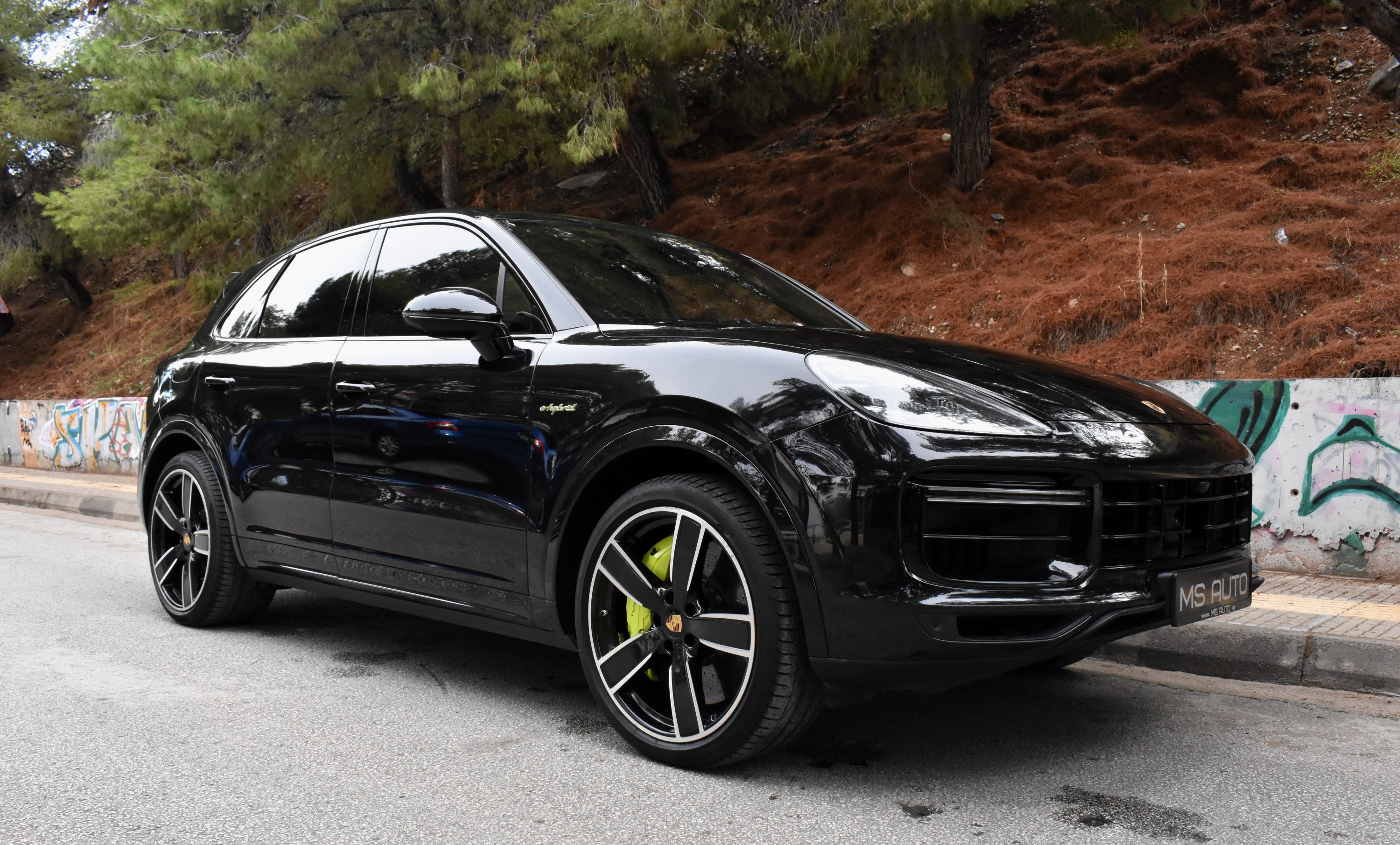 Porsche Cayenne 2020 TURBO S-E HYBRID-CHRONO PACKET-PANORAMA-BURMESTER SOUND — 12