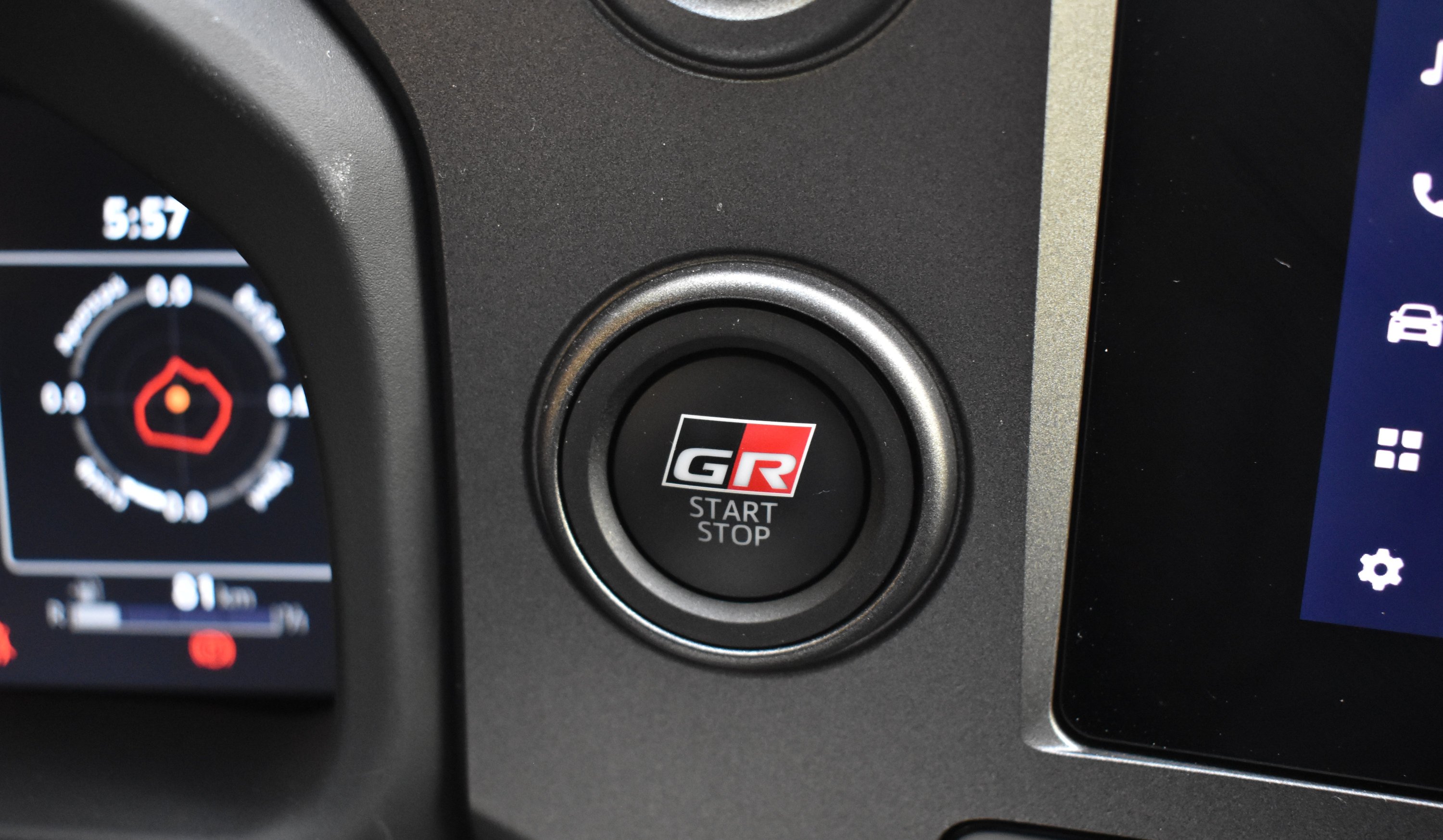 Toyota Yaris 2024 GR-CIRCUIT PACK-CONVENIENCE PACK-4X4 — 29