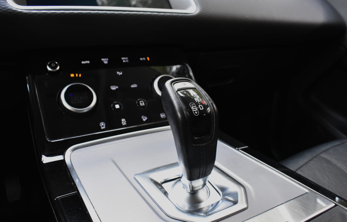 Land Rover Range Rover Evoque 2021 P300e-PLUG IN HYBRID-AWD-300hp — 26