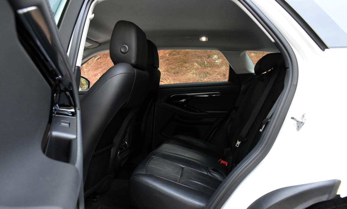 Land Rover Range Rover Evoque 2021 P300e-PLUG IN HYBRID-AWD-300hp — 14