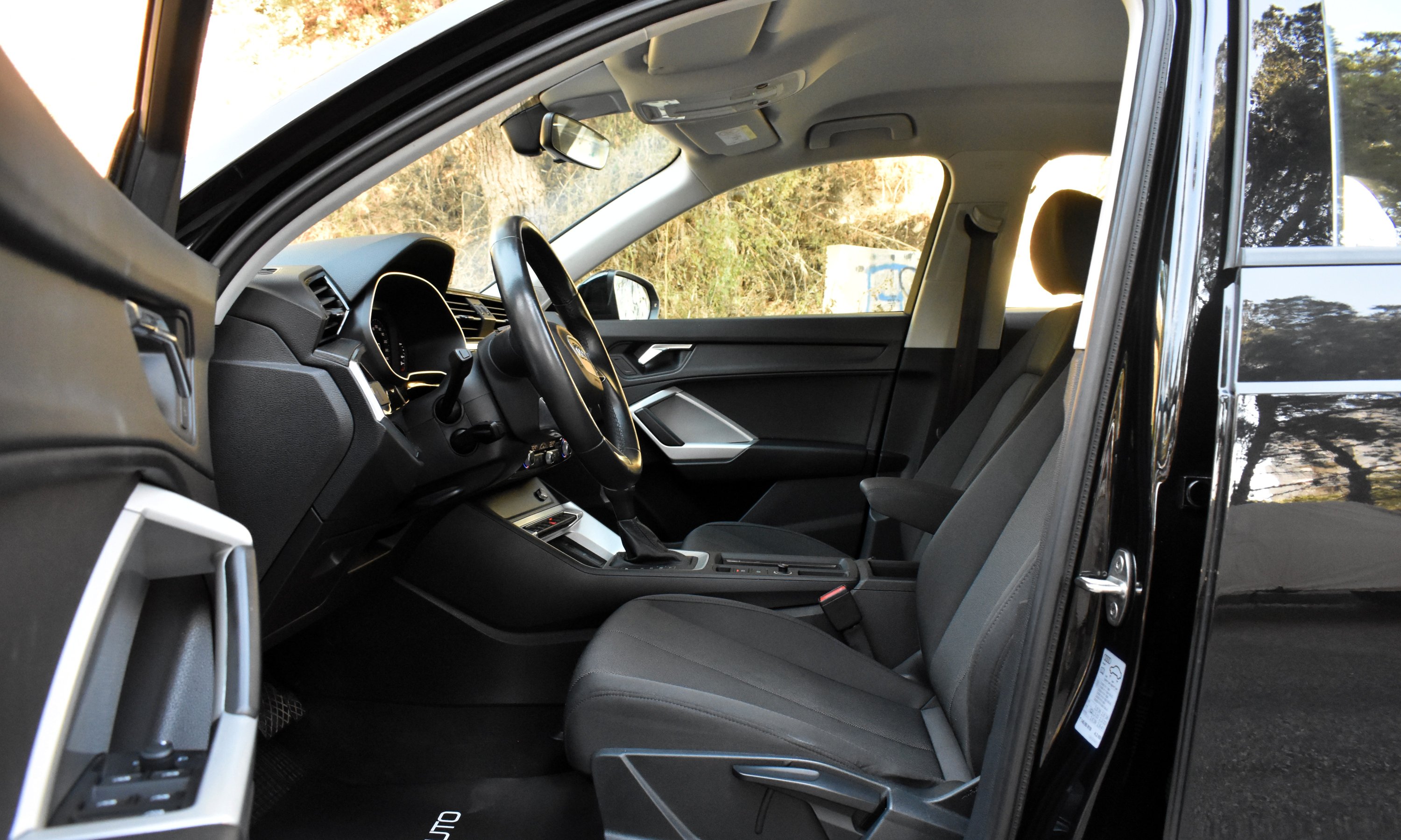 Audi Q3 2023 35 TFSI-ADVANCE-S TRONIC-HYBRID — 9