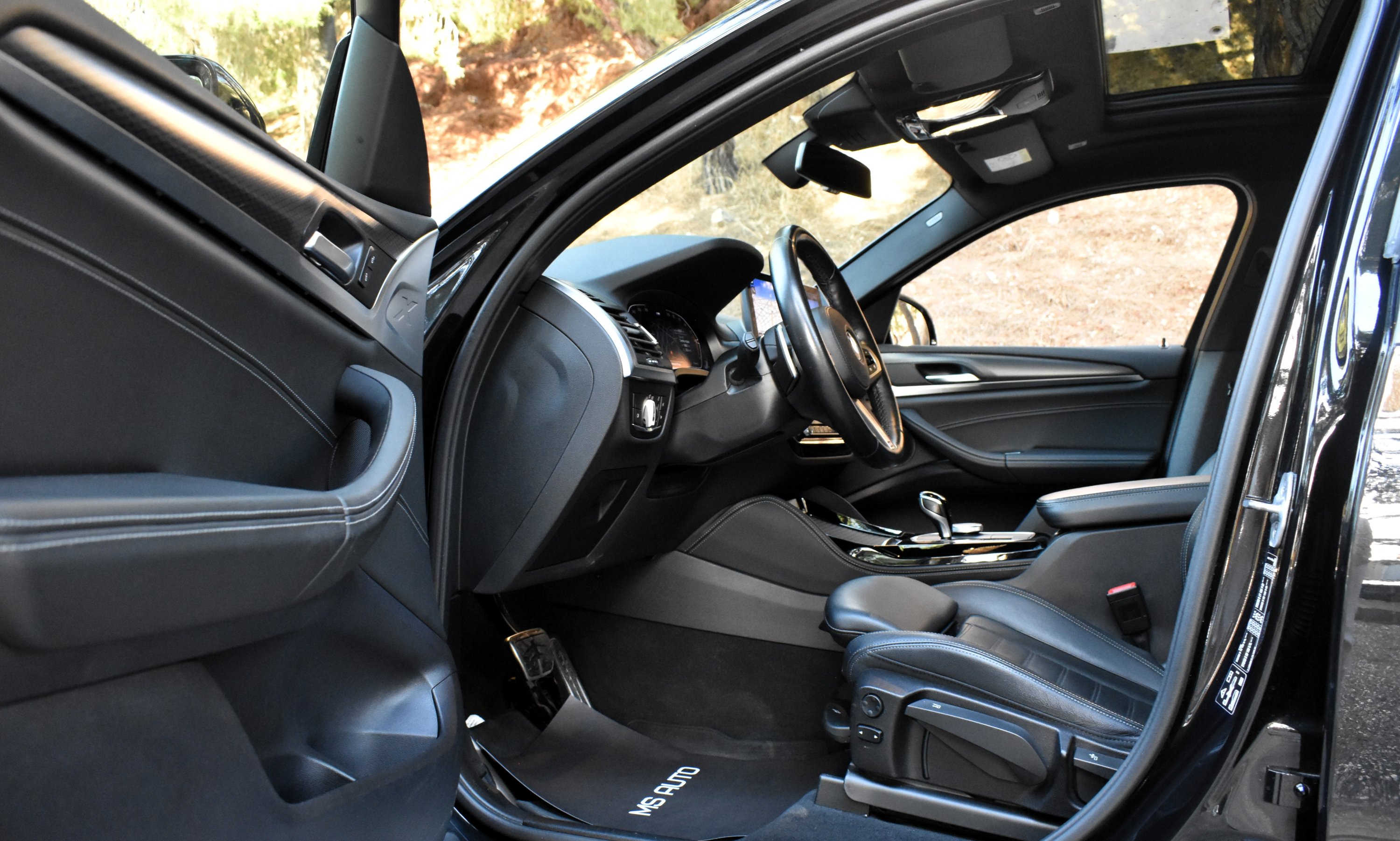 Bmw X4 2023 20d-M PACKET-X DRIVE(4X4)-PANORAMA-SHADOW LINE — 15
