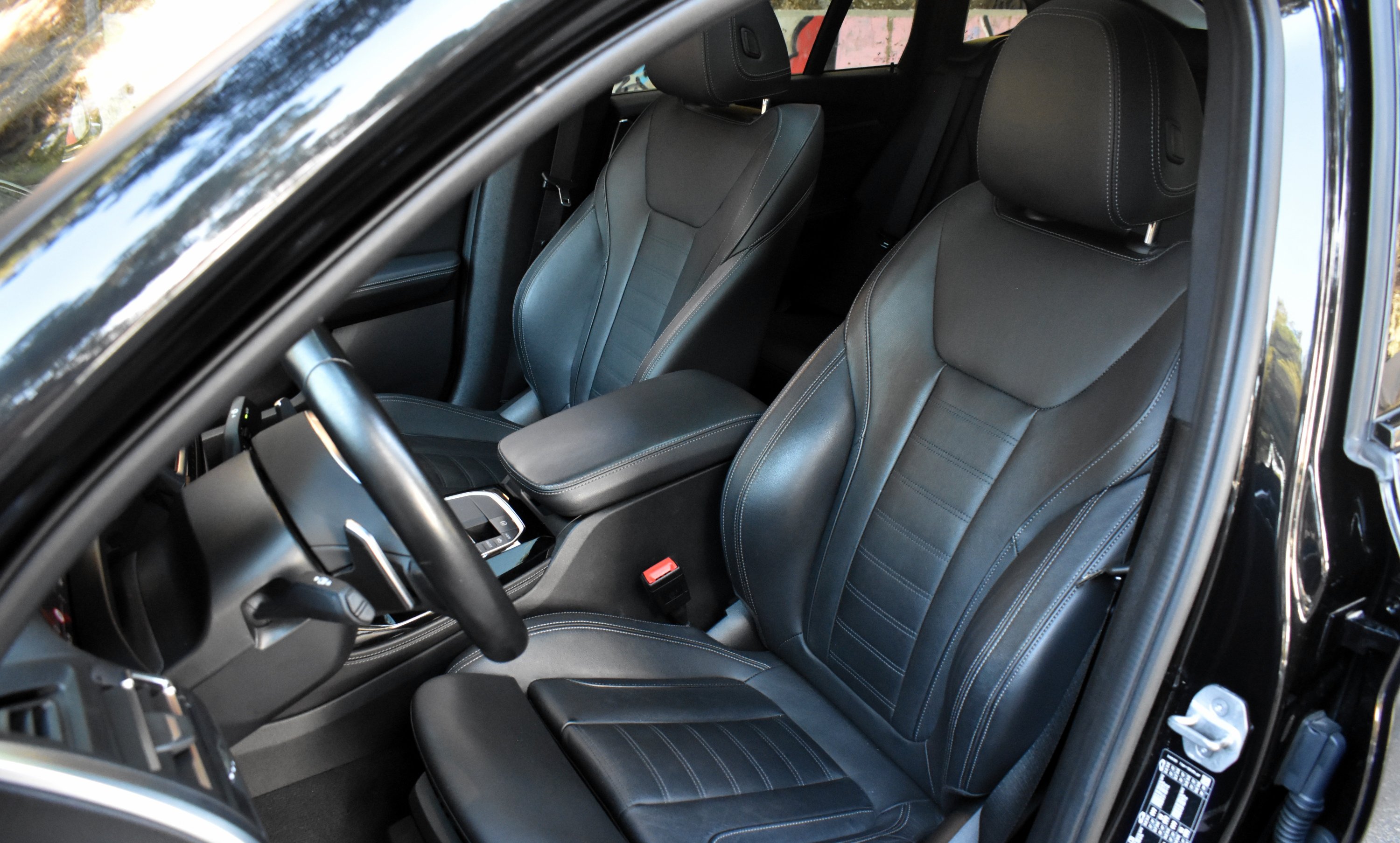Bmw X4 2023 20d-M PACKET-X DRIVE(4X4)-PANORAMA-SHADOW LINE — 18