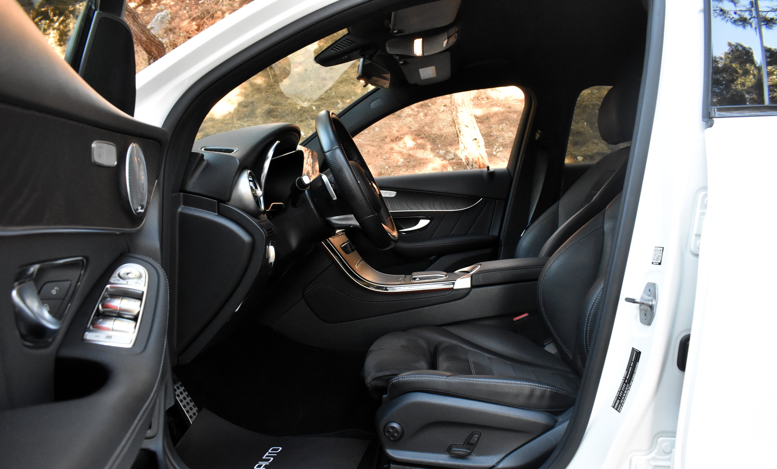 Mercedes-Benz GLC 200 2019 COUPE-AMG PACKET-4 MATIC-BURMESTER SOUND-MILD HYBRID — 13