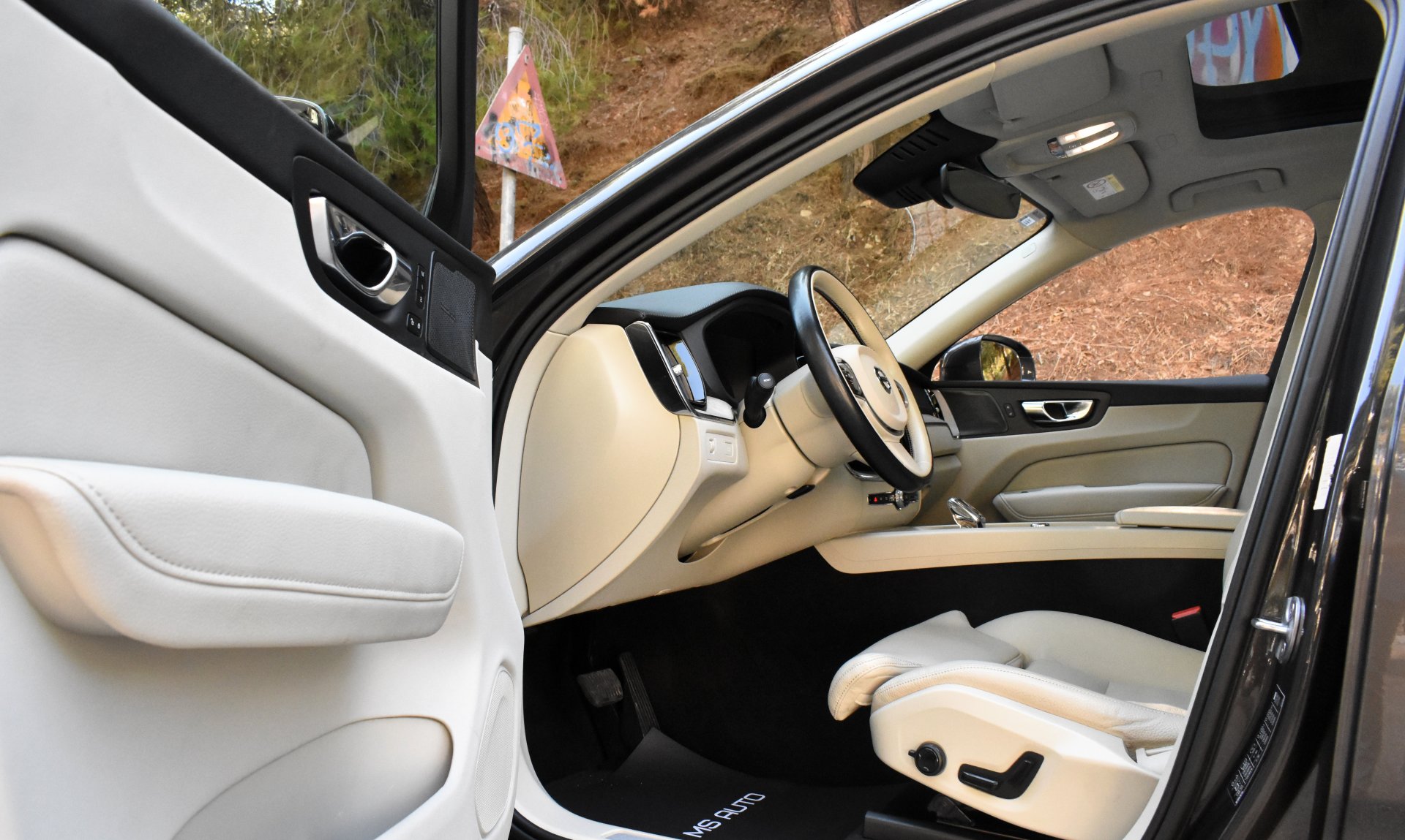 Volvo XC 60 2022 Β5-INSCRIPTION-PANORAMA-HYBRID-AWD(4X4)-235hp — 12