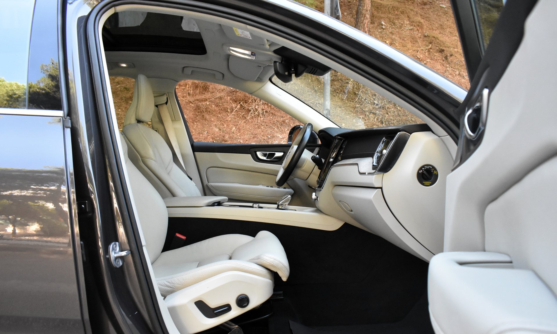 Volvo XC 60 2022 Β5-INSCRIPTION-PANORAMA-HYBRID-AWD(4X4)-235hp — 16