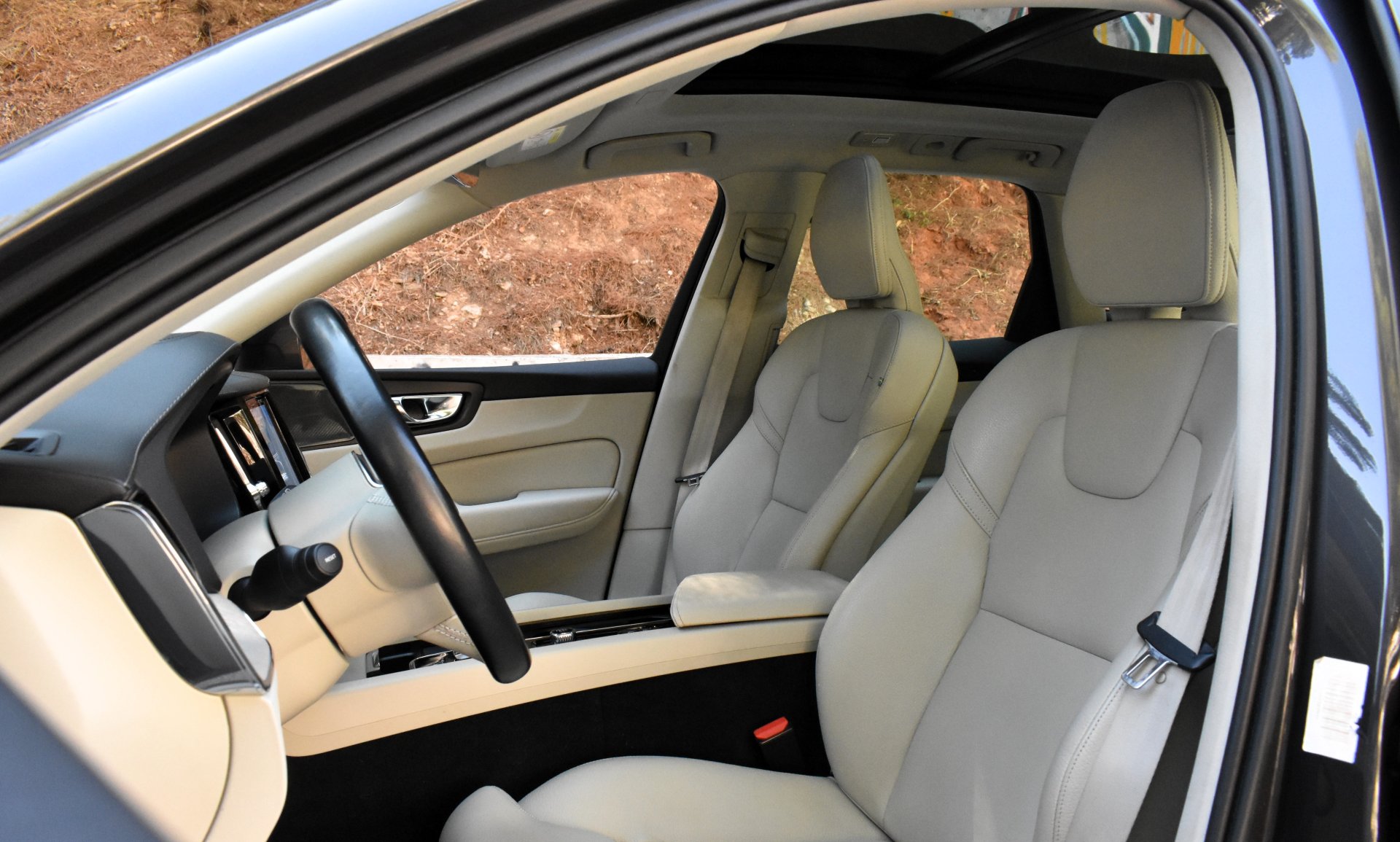 Volvo XC 60 2022 Β5-INSCRIPTION-PANORAMA-HYBRID-AWD(4X4)-235hp — 14