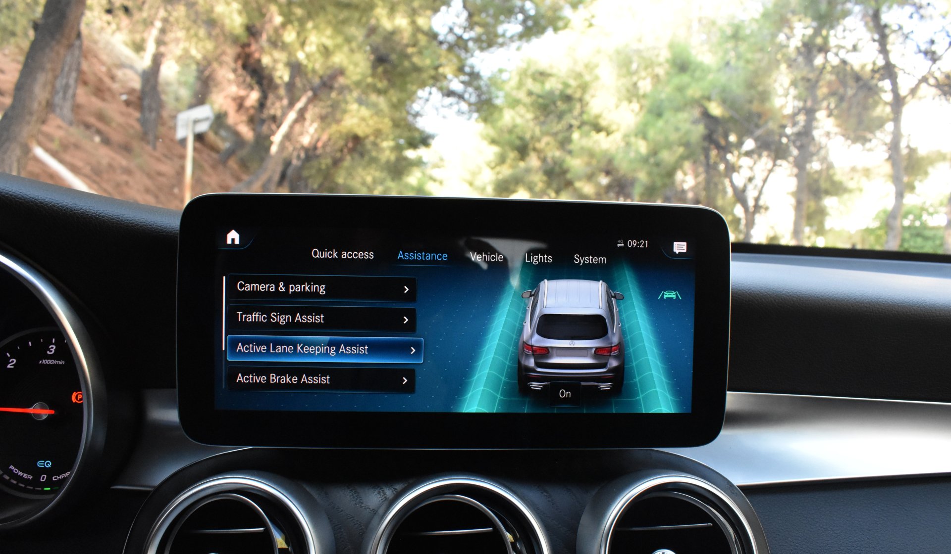 Mercedes-Benz GLC 300 2021 de-AMG PACKET-4MATIC-9G-NIGHT PACKET — 46