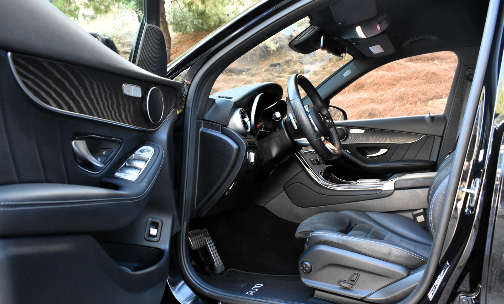 Mercedes-Benz GLC 300 2021 de-AMG PACKET-4MATIC-9G-NIGHT PACKET — 13