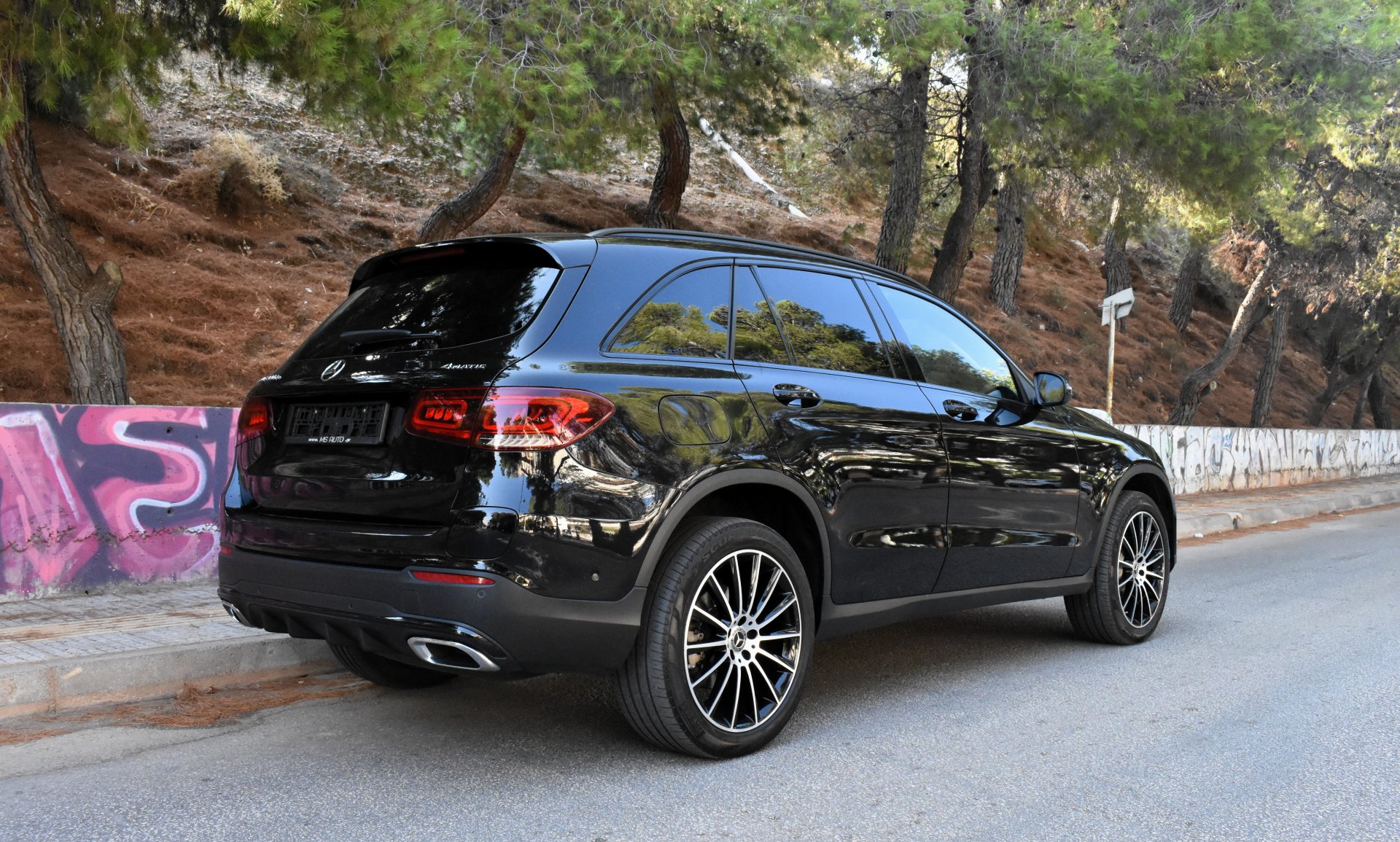 Mercedes-Benz GLC 300 2021 de-AMG PACKET-4MATIC-9G-NIGHT PACKET — 23
