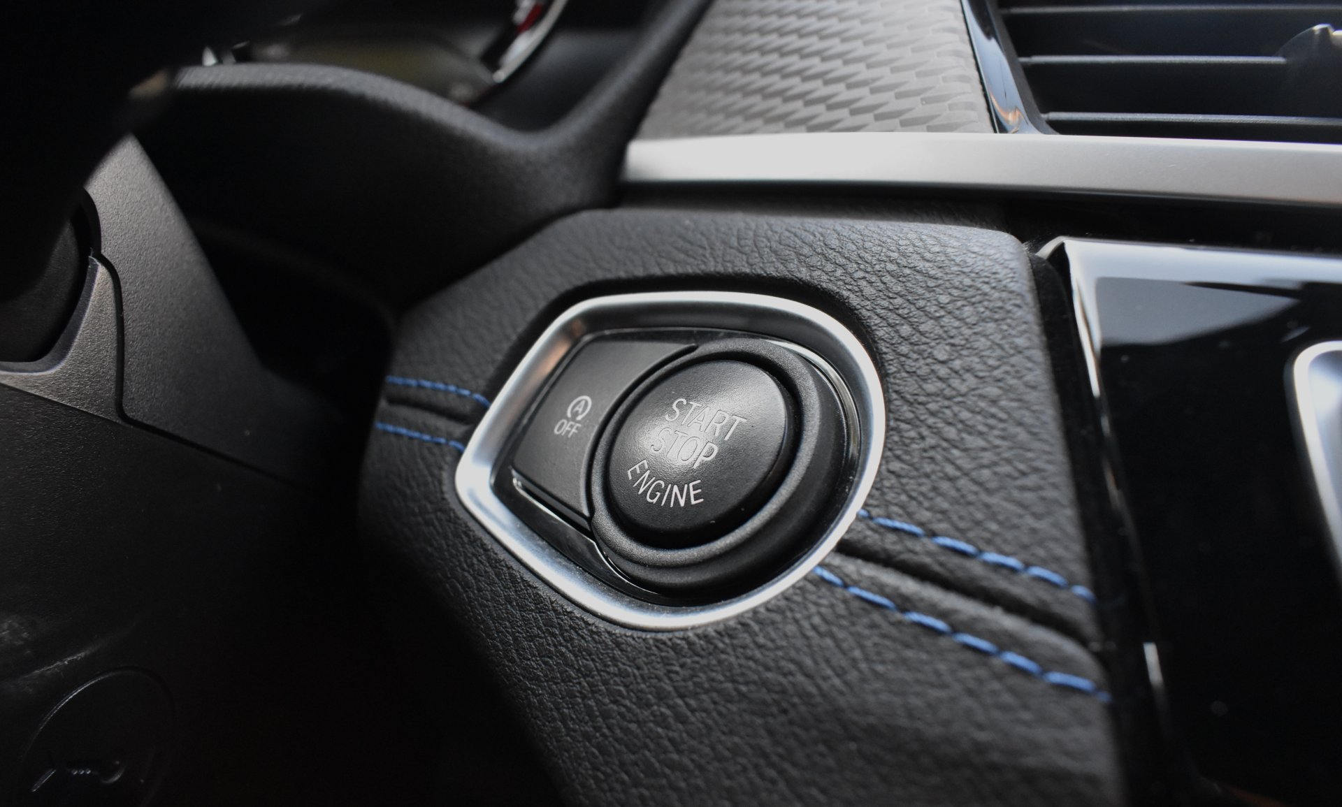 Bmw X2 2022 M PACKET-S DRIVE-18i — 42