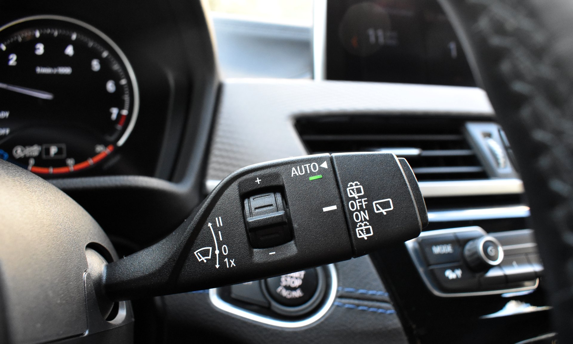 Bmw X2 2022 M PACKET-S DRIVE-18i — 36