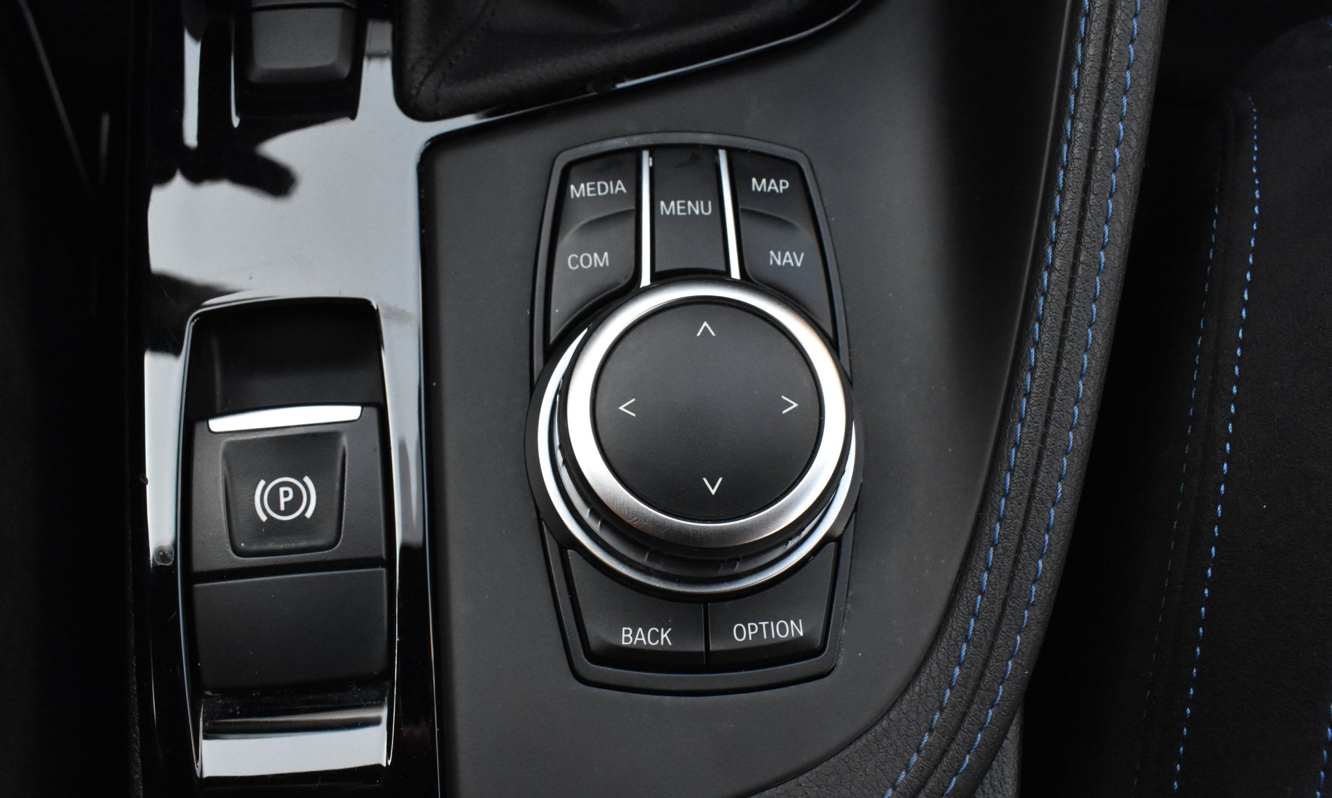 Bmw X2 2022 M PACKET-S DRIVE-18i — 41