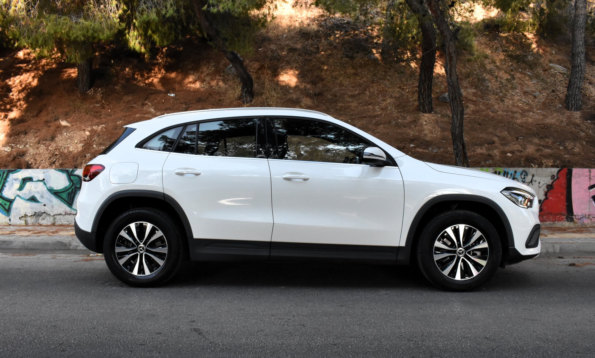 Mercedes-Benz GLA 250 2022 E-PROGRESSIVE 8G-DCT-EQ POWER — 32