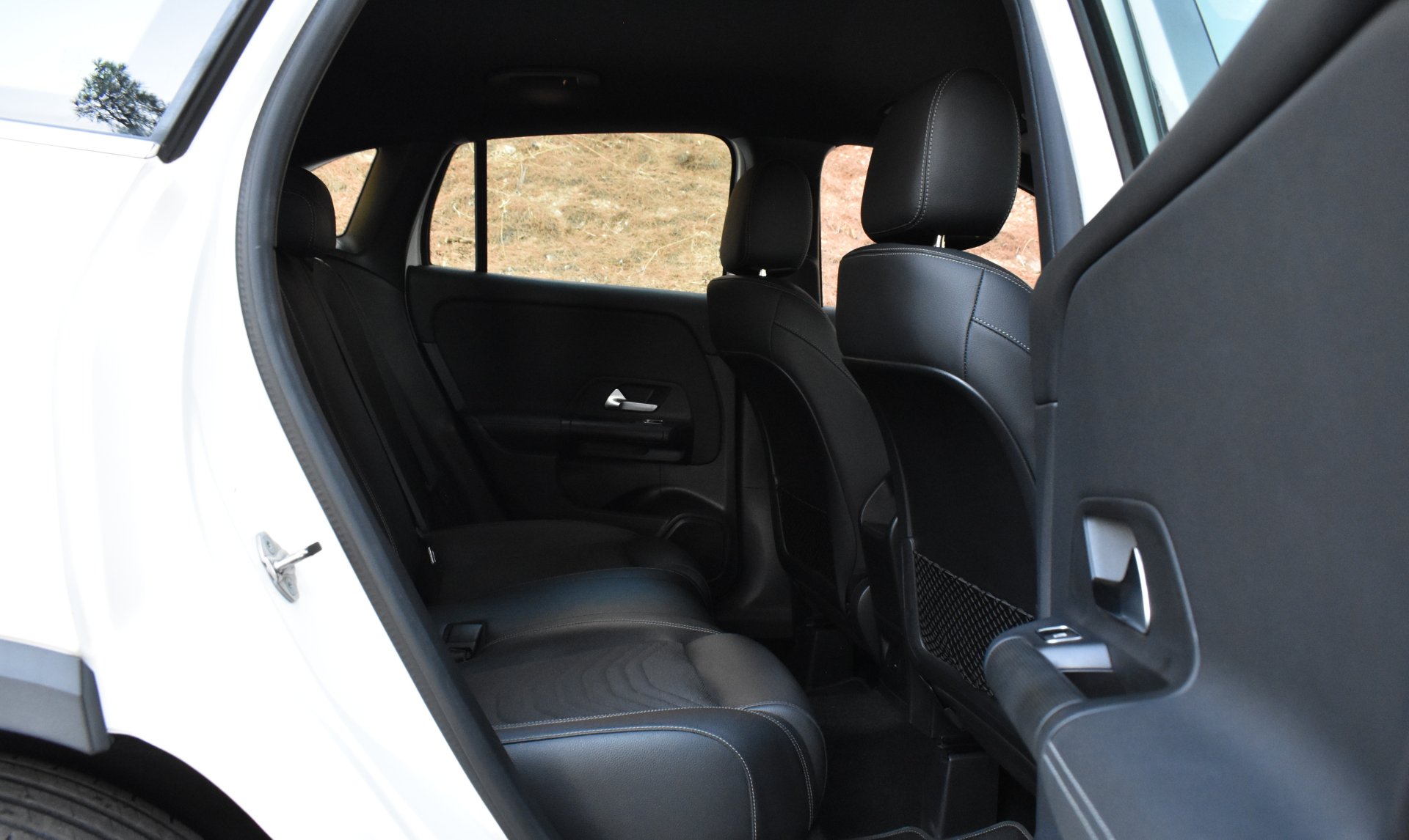 Mercedes-Benz GLA 250 2022 E-PROGRESSIVE 8G-DCT-EQ POWER — 37