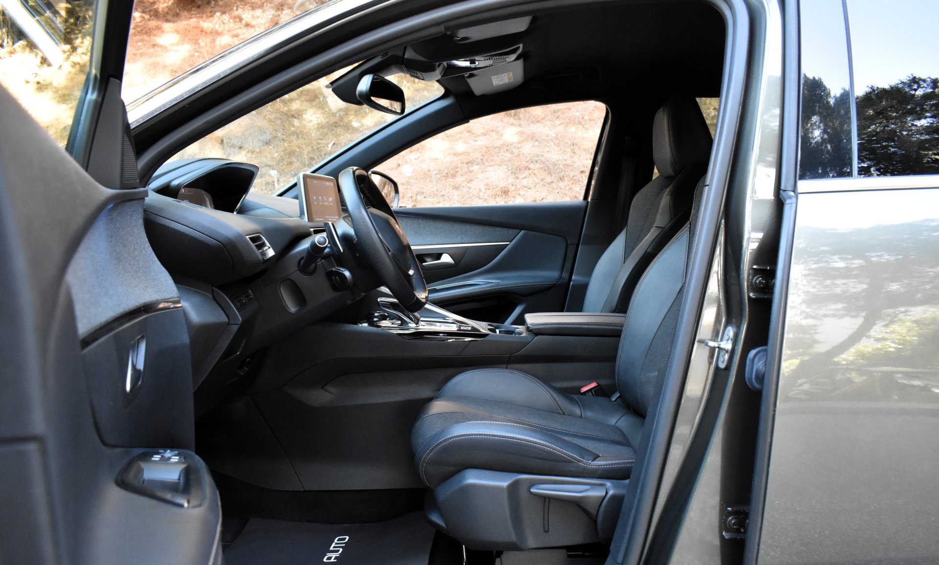 Peugeot 3008 2021 HYBRID4-300 e-EAT8-GT LINE-4Χ4-300hp — 17