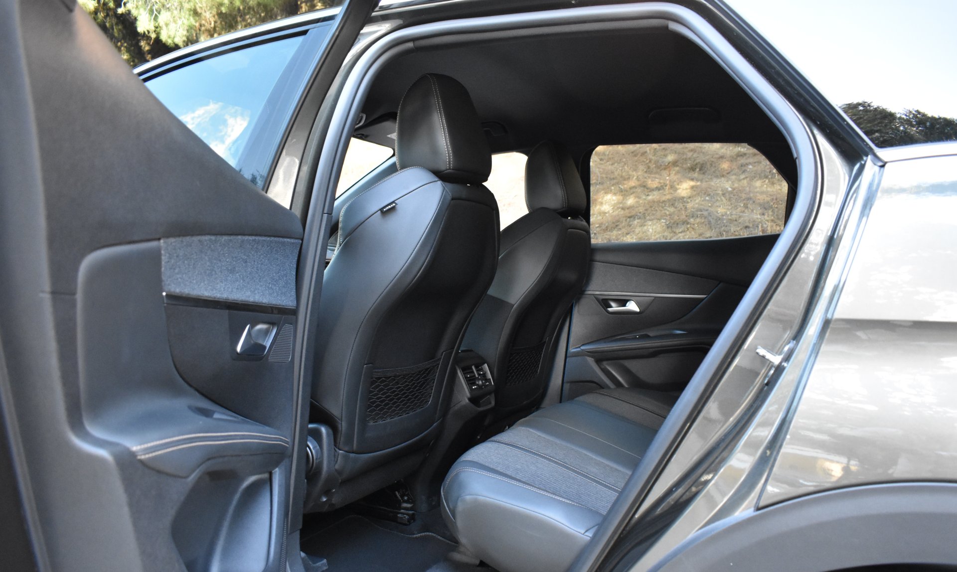 Peugeot 3008 2021 HYBRID4-300 e-EAT8-GT LINE-4Χ4-300hp — 18