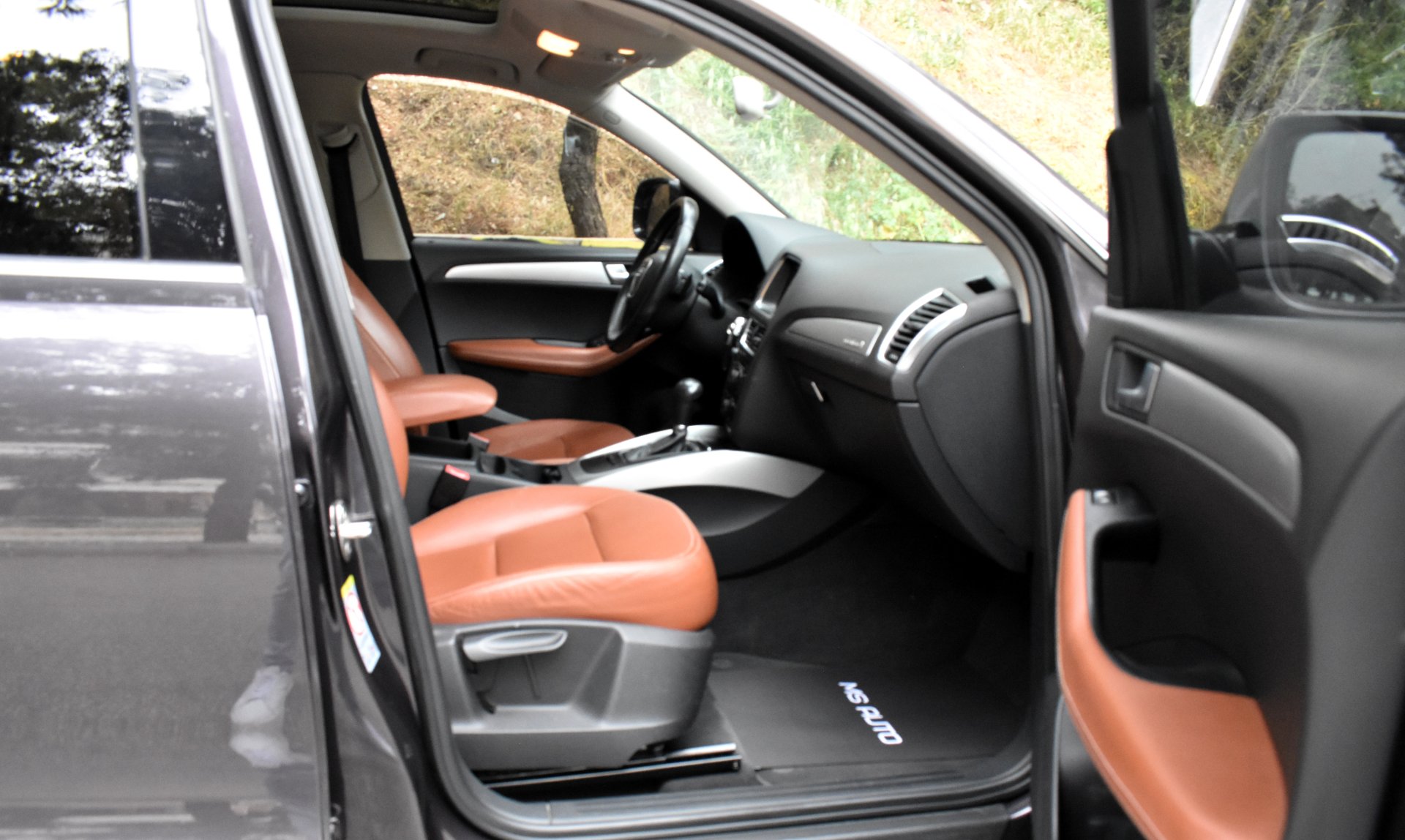 Audi Q5 2.0 TFSI Quattro SUNROOF — 16