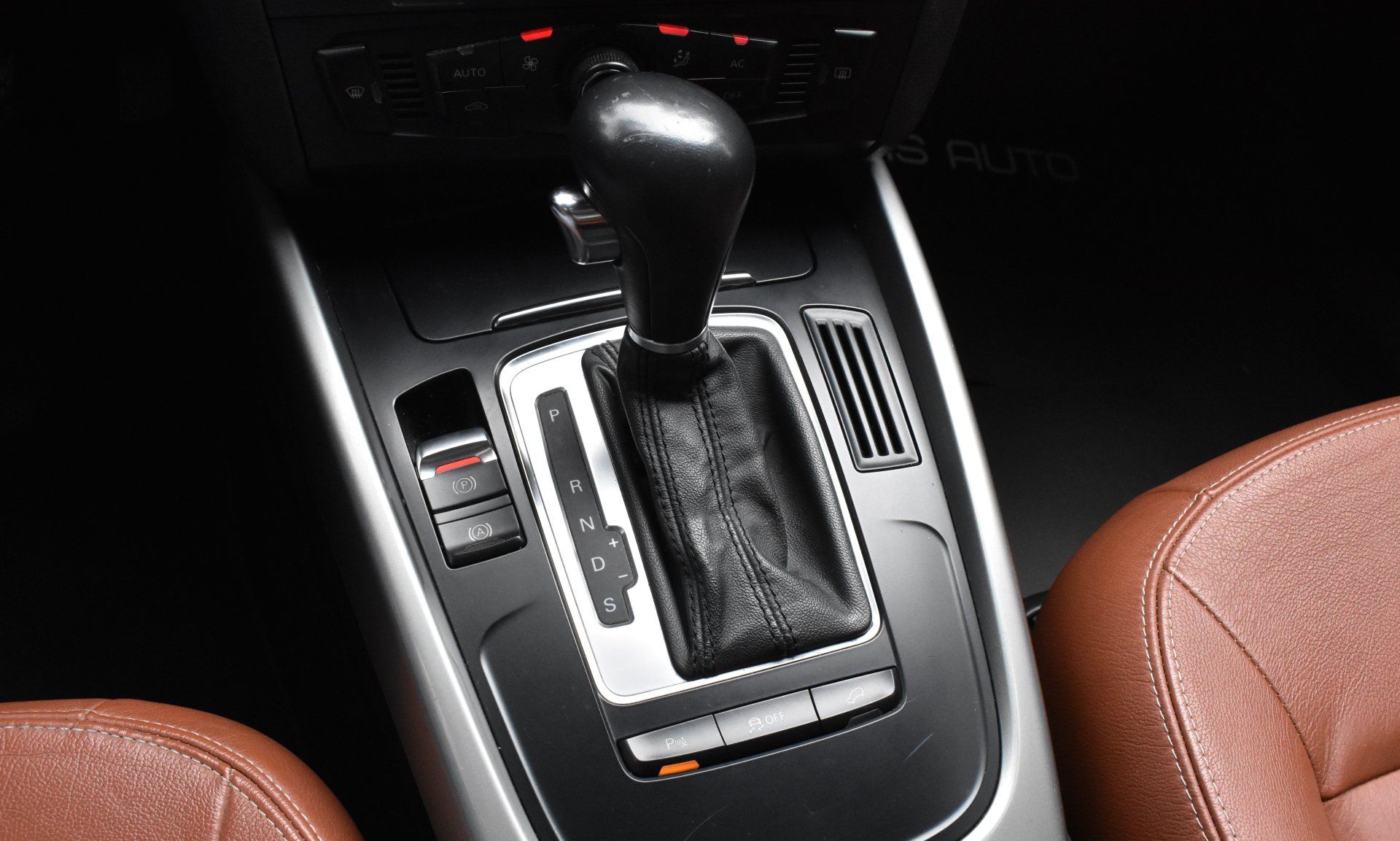 Audi Q5 2.0 TFSI Quattro SUNROOF — 22