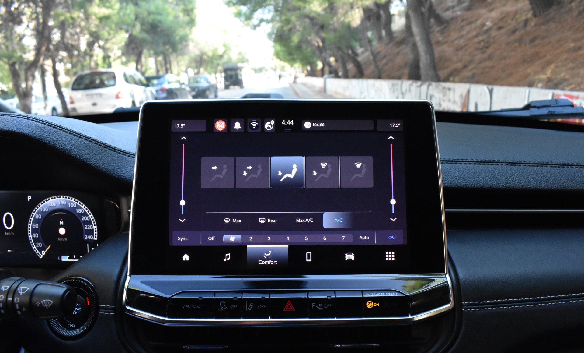 Jeep Compass 2022 1.5-LIMITED-E HYBRID-DCT-130hp - Car.gr — 24