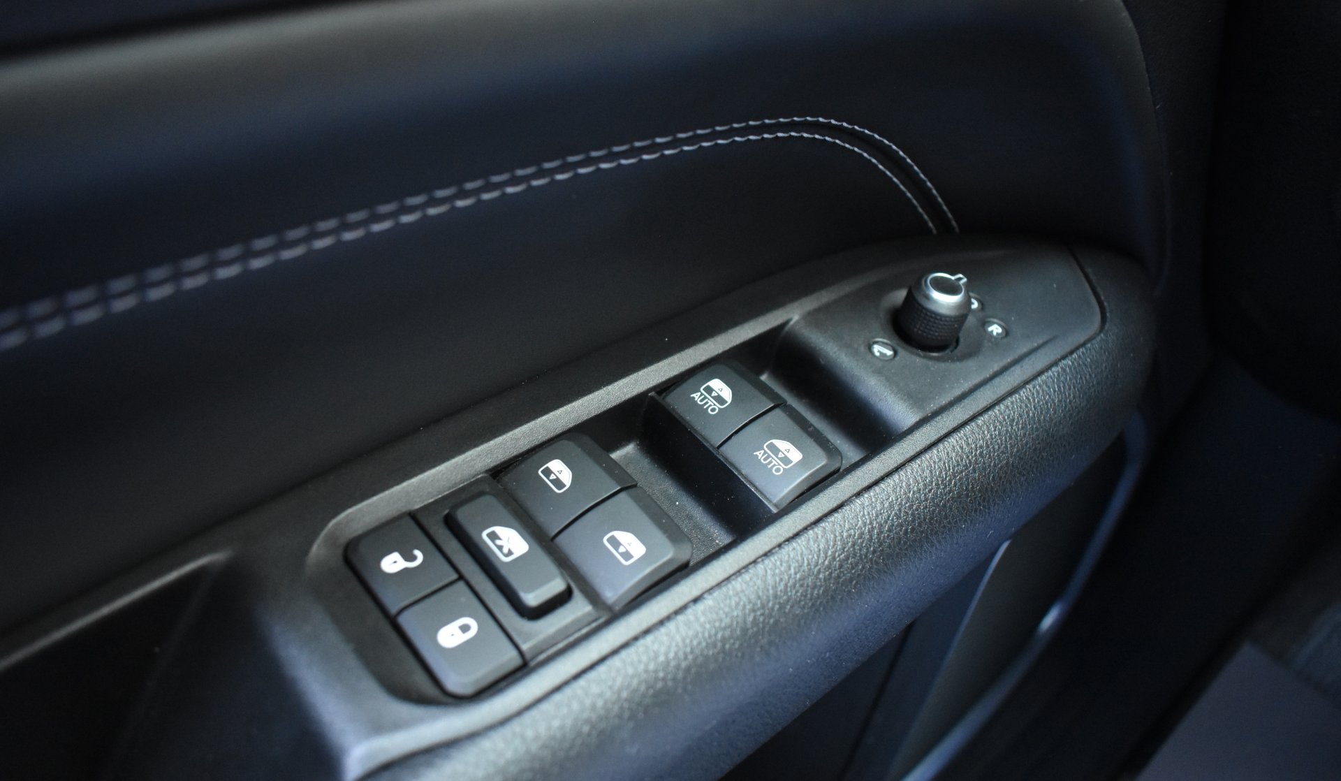 Jeep Compass 2022 1.5-LIMITED-E HYBRID-DCT-130hp - Car.gr — 22