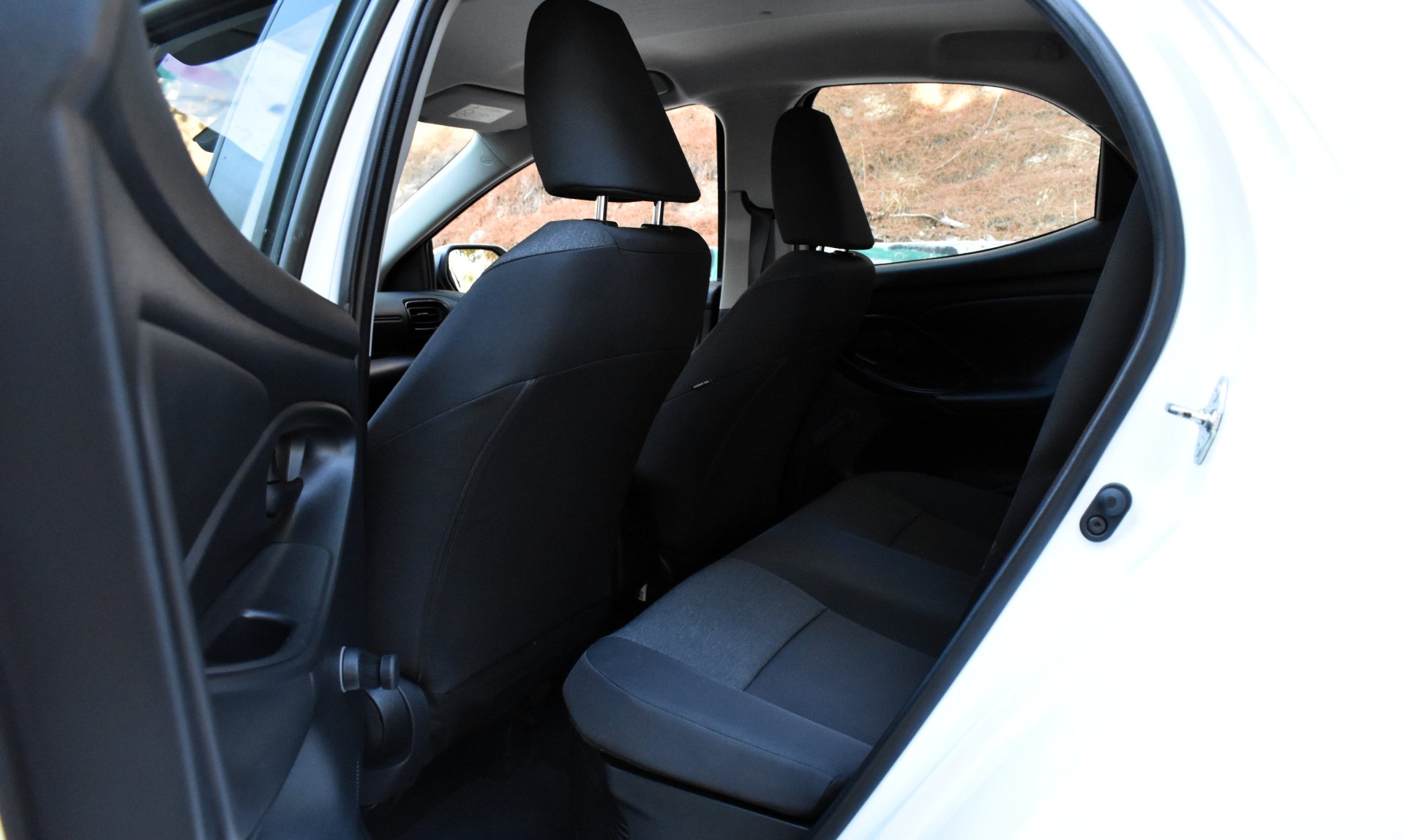 Toyota Yaris 2022 BUSINESS-1.5-HYBRID-HDF — 15