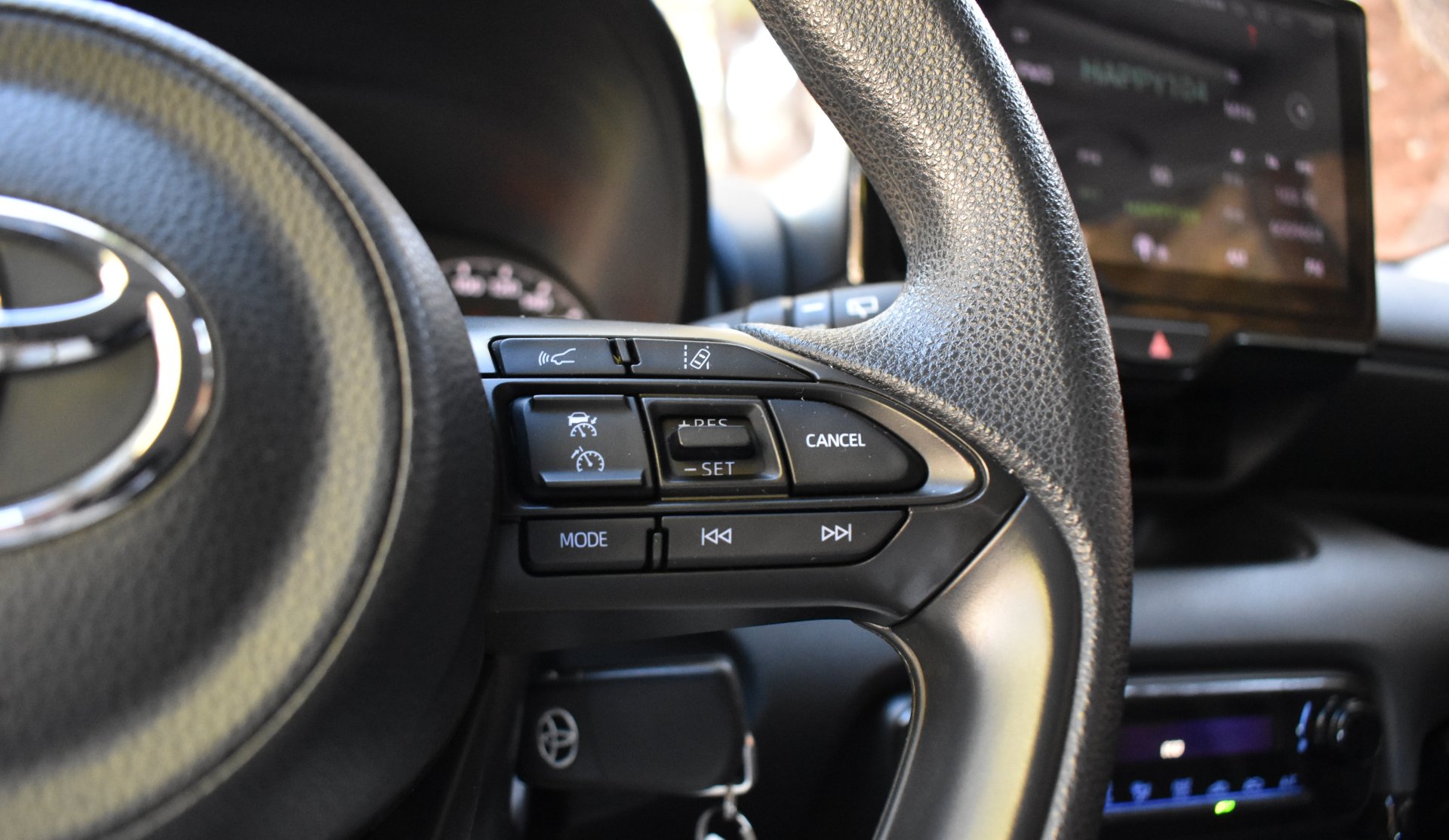 Toyota Yaris 2022 BUSINESS-1.5-HYBRID-HDF — 23
